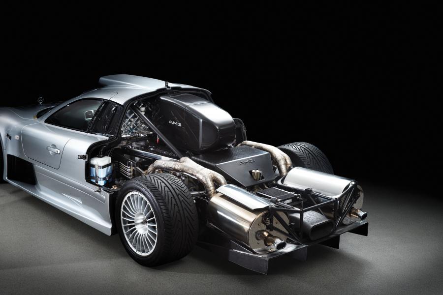  Mercedes-Benz CLK GTR Coupe 2005 года  (фото 7 из 8)